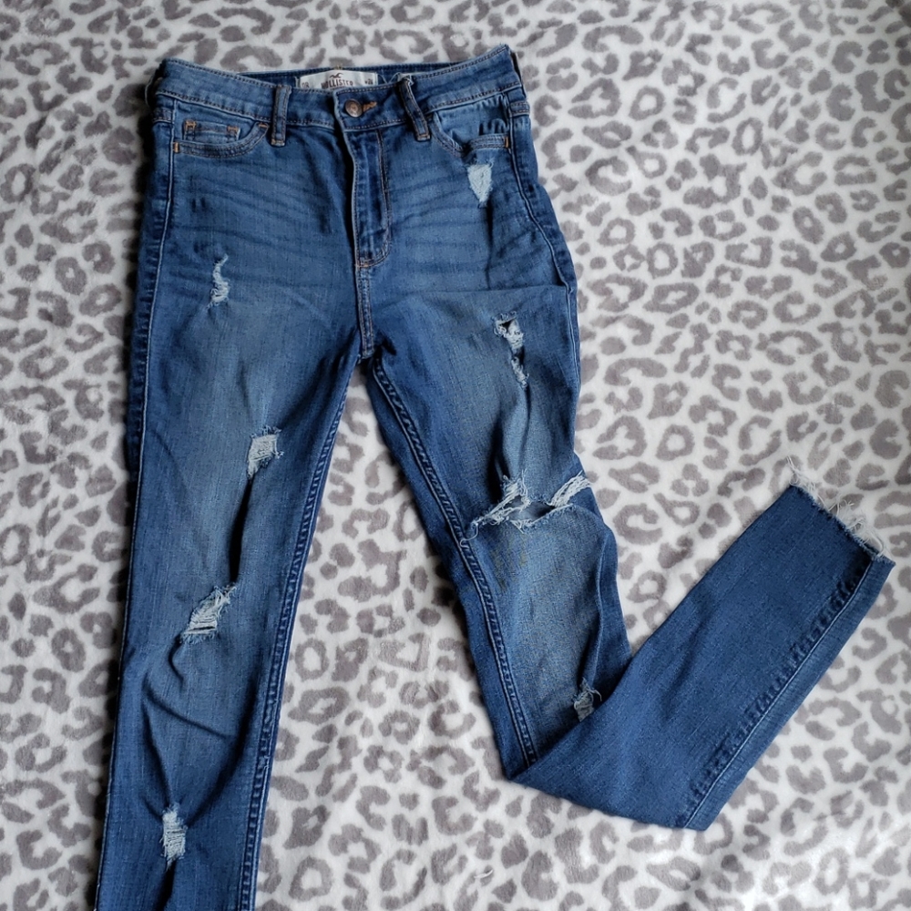 Ripped Hollister Skinny Jeans